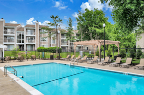 Columbia apartment for rent - the swimming pool at our apartments