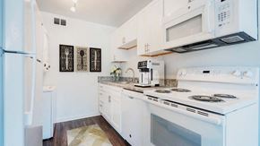 Newport News apartment for rent - Jefferson Flats kitchen