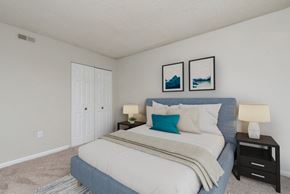 Richmond apartment for rent - the preserve at ballantyne commons apartment bedroom