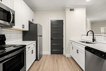 Newly renovated units available with white cabinetry, stainless steel appliances, granite countertops, subway tile backsplash and more!*