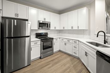 Newly renovated units available with white cabinetry, stainless steel appliances, granite countertops, subway tile backsplash and more!*