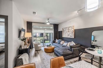 Private patio/balcony*