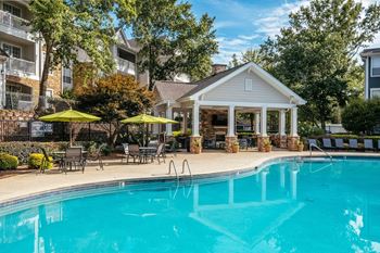 Resort-style pool and sundeck with wi-fi