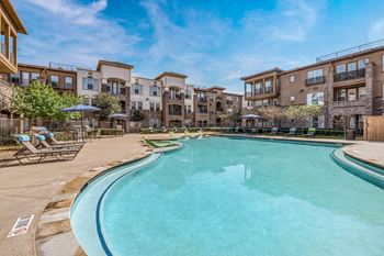 Resort-style pool and sundeck with wi-fi