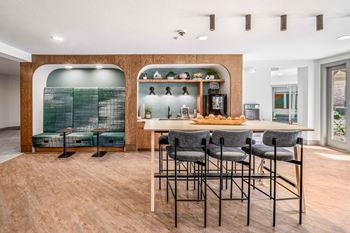 24-Hour clubhouse with coffee bar and wi-fi