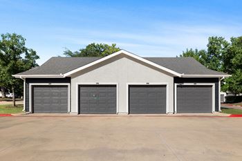 Attached/detached garages and carports available