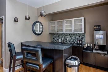 24-Hour clubhouse with coffee bar and wi-fi