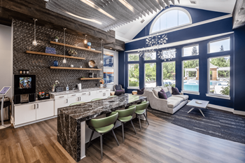 24-Hour clubhouse with coffee bar and wi-fi