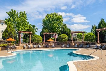 Two resort-style pools and sundecks with wi-fi