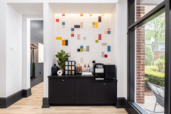 24-Hour clubhouse with coffee bar and wi-fi