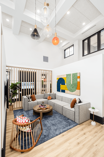 24-Hour clubhouse with coffee bar and wi-fi