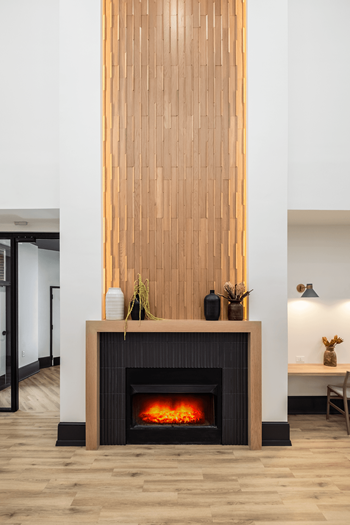 24-Hour clubhouse with coffee bar and wi-fi