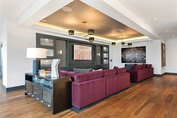Two-story clubhouse with coffee bar and wi-fi