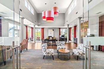 24-Hour clubhouse with coffee bar and wi-fi