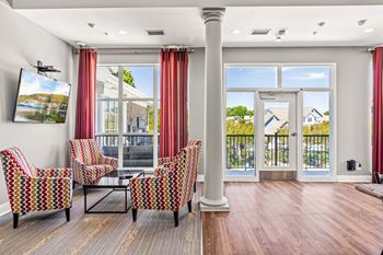 24-Hour clubhouse with coffee bar and wi-fi