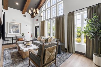 Brand new 24-hour clubhouse with coffee bar and wi-fi