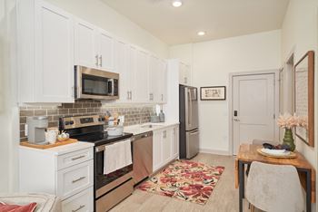 White shaker cabinets (a)