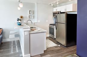 Richmond apartment for rent - Richmond Leigh Model Kitchen