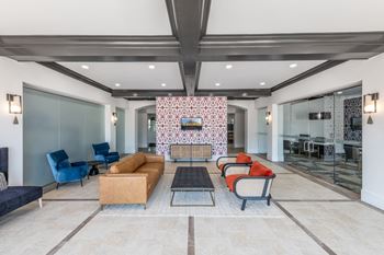 24-Hour clubhouse with coffee bar and wi-fi