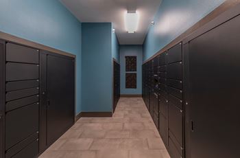 Convenient 24/7 access package lockers