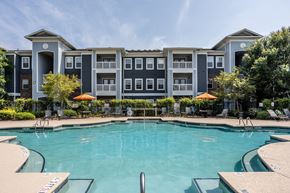 Cary apartment for rent - our apartments showcase an unique swimming pool