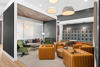 24-Hour clubhouse with coffee bar and wi-fi