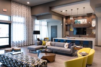 Clubhouse with wi-fi and coffee bar