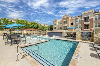 Resort-style pool and sundeck with wi-fi