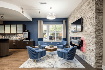 24-Hour clubhouse with coffee bar and wi-fi