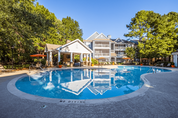 Resort-style pool and sundeck with wi-fi