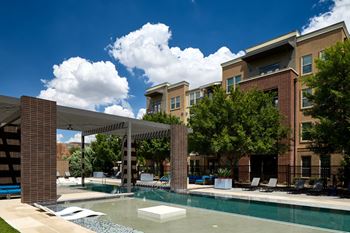 Resort-style pool and sundeck with wi-fi