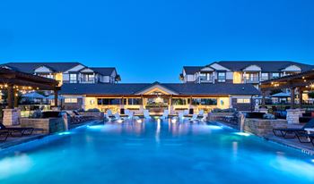 Resort-style pool and sundeck with wi-fi