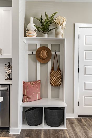 Entry mud bench*