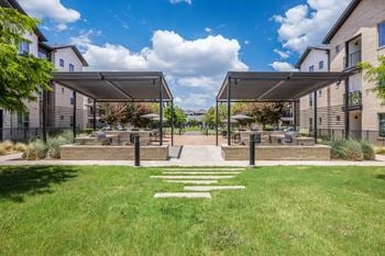 Outdoor grilling/picnic area