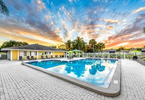 Melbourne apartment for rent - Swimming Pool view with skyline at Lakeside Glen Apartments, Melbourne, FL