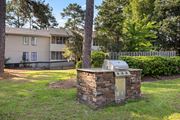 Thunderbolt apartment for rent - Barbeque Area at River Crossing Apartments, Thunderbolt