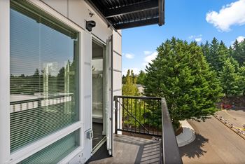 Patio/balcony (select units)