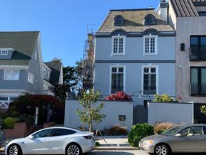 San Francisco apartment for rent - a blue and on a city street