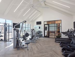 Mckinney townhouse for rent - Fitness center with cardio and weight training equiptment