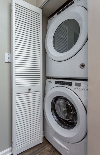 Washer/dryer in unit