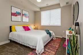 Johnston apartment for rent - a guest bedroom with a large window