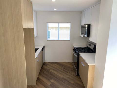 Floor plan for 2 beds, 1 bath, 800 sqft