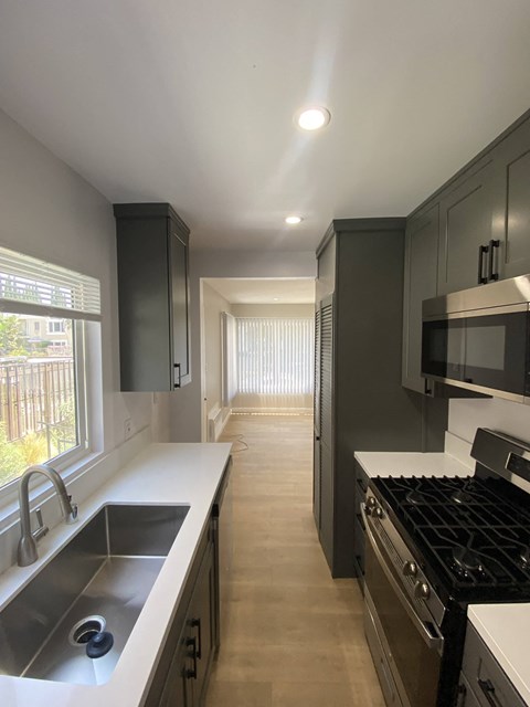 Floor plan for studio, 1 bath, 500 sqft