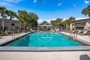 Winter Park apartment for rent - the pool at Oak Reserve at Winter Park, Florida