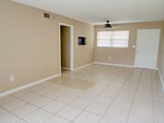 Orlando apartment for rent - Vacant Living Area at Hibiscus Place Apartments, Orlando, FL, 32808