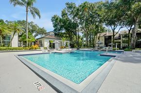 Altamonte Springs apartment for rent - swimming pool