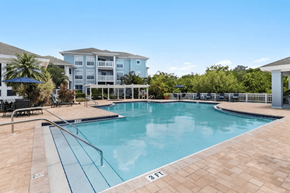 Bradenton apartment for rent - swimming pool
