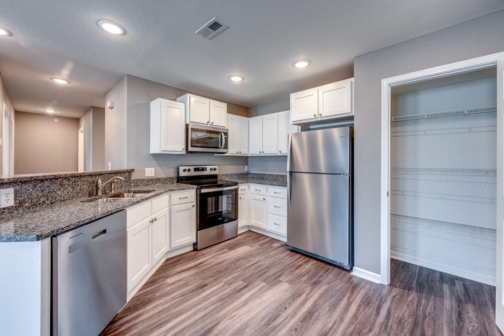 Stone Creek Apartments & Townhomes - apartments for rent in Sedalia ... - Luxury Apartment Penthouses In Sedalia Mo