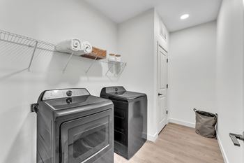 Full-size washers & dryers in unit