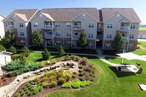 Swansea apartment for rent - exterior courtyard with landscaping  at Villas At Crystal Lake, Swansea, 62226